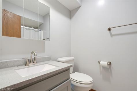 4311 Cottage Grove Road Uniontown OH 44685