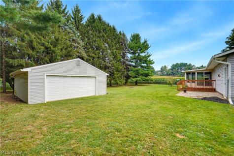 4311 Cottage Grove Road Uniontown OH 44685