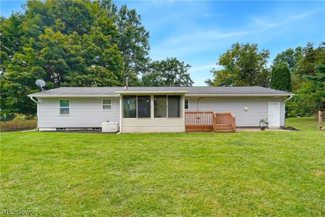 4311 Cottage Grove Road Uniontown OH 44685