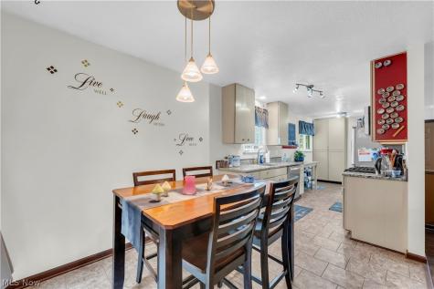 8276 Marianna Boulevard Broadview Heights OH 44147