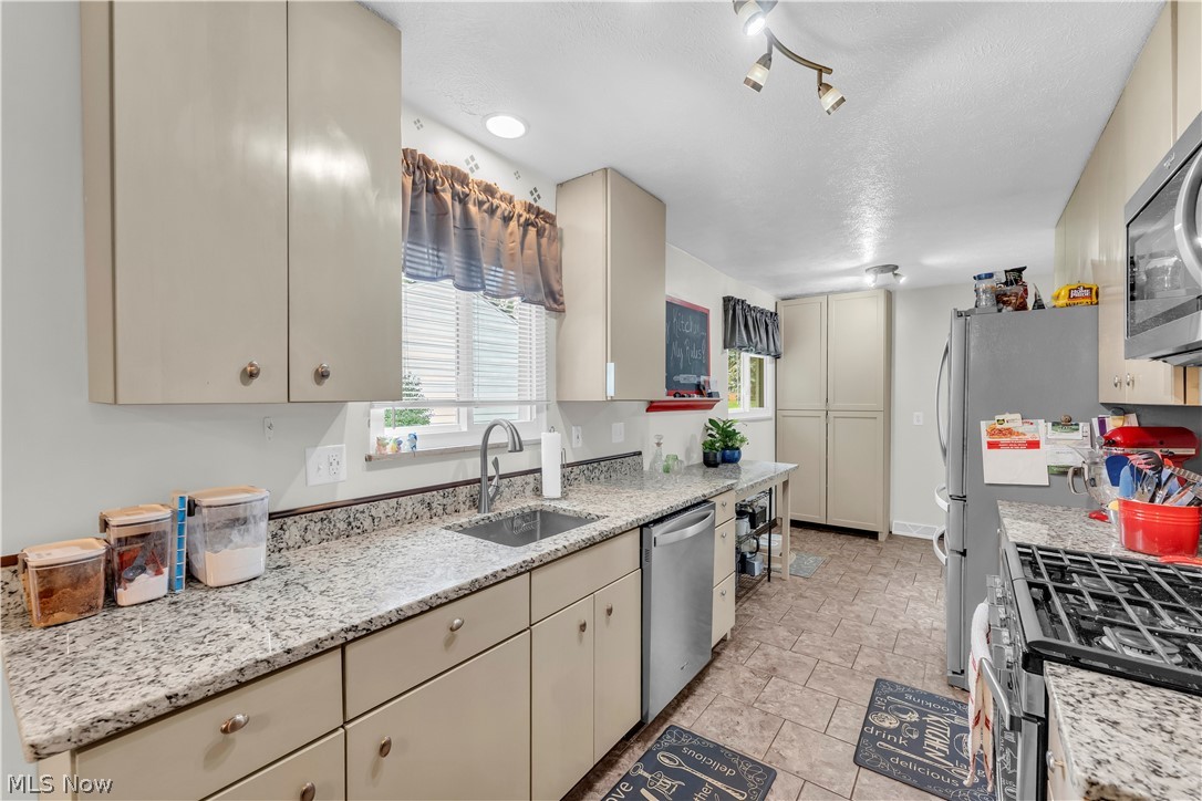 8276 Marianna Boulevard Broadview Heights OH 44147