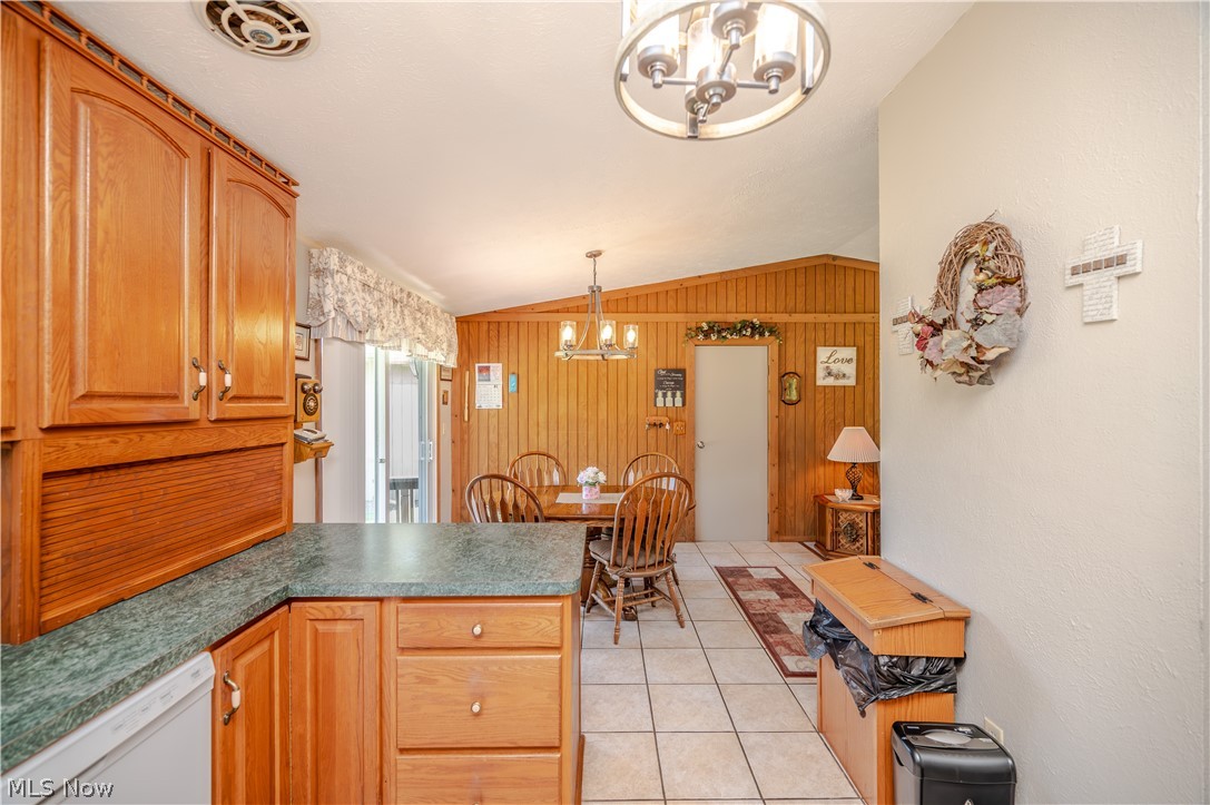 6142 Fairview Road Austintown OH 44515