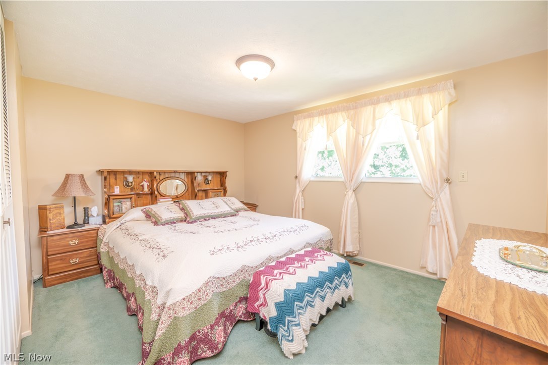 6142 Fairview Road Austintown OH 44515