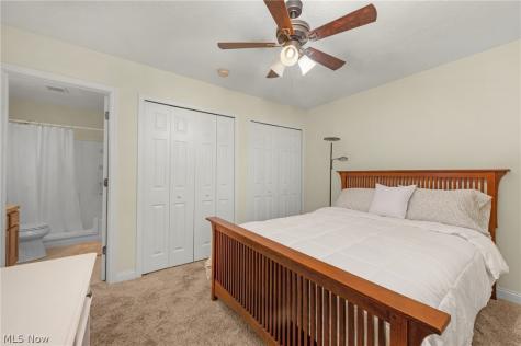 6239 Greenview Trail North Ridgeville OH 44039