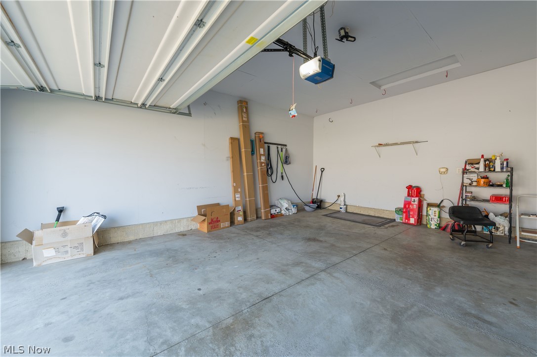6239 Greenview Trail North Ridgeville OH 44039