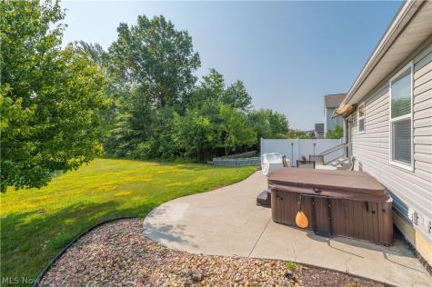 6239 Greenview Trail North Ridgeville OH 44039
