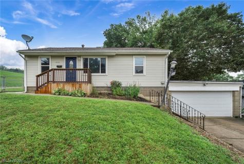 2121 9th Street SW Akron OH 44314