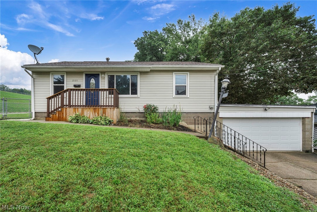 2121 9th Street SW Akron OH 44314