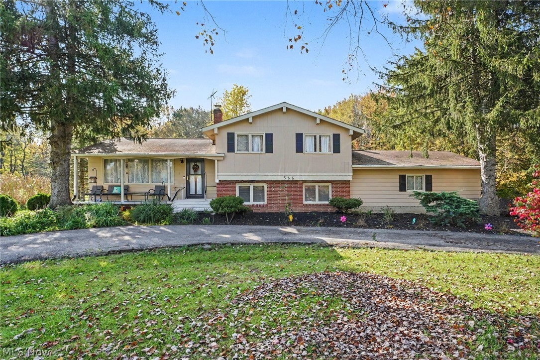 566 Crackel Road Aurora OH 44202