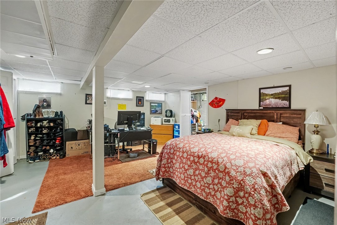 566 Crackel Road Aurora OH 44202