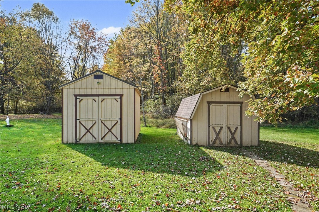 566 Crackel Road Aurora OH 44202
