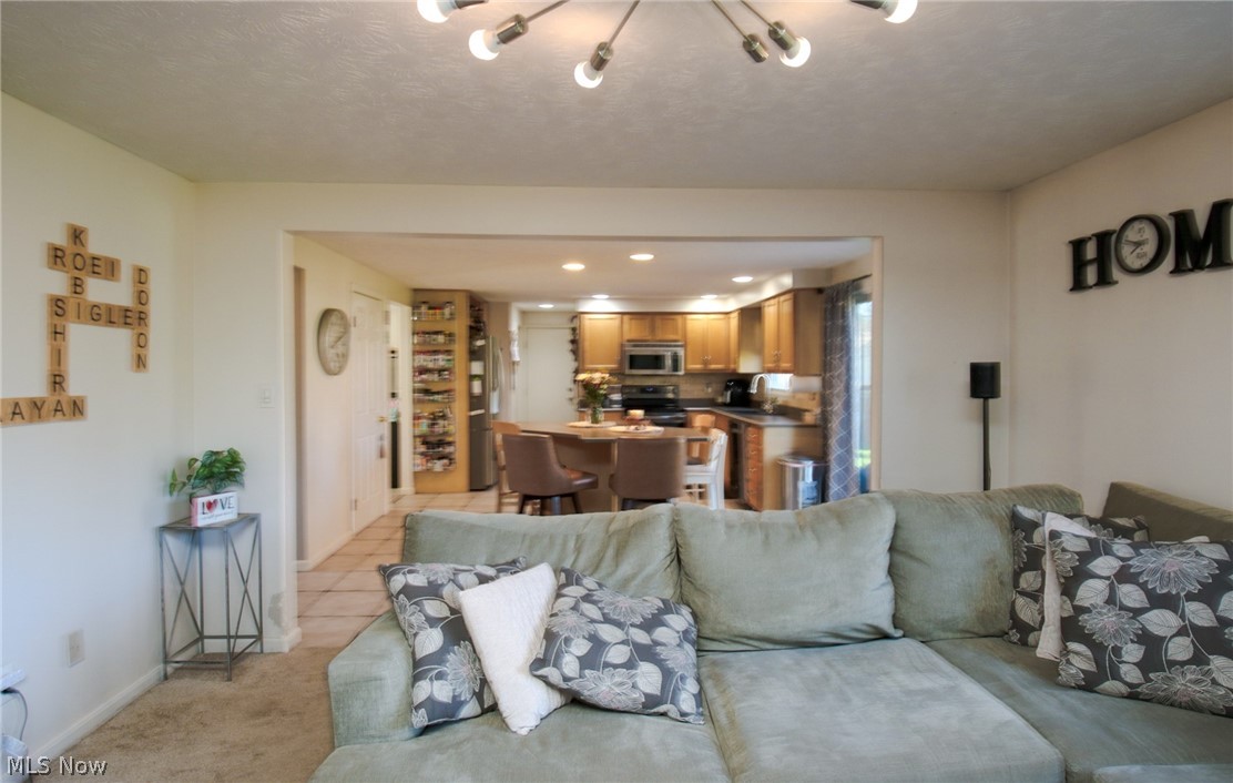 200 Briarbrook Court NE Howland OH 44484