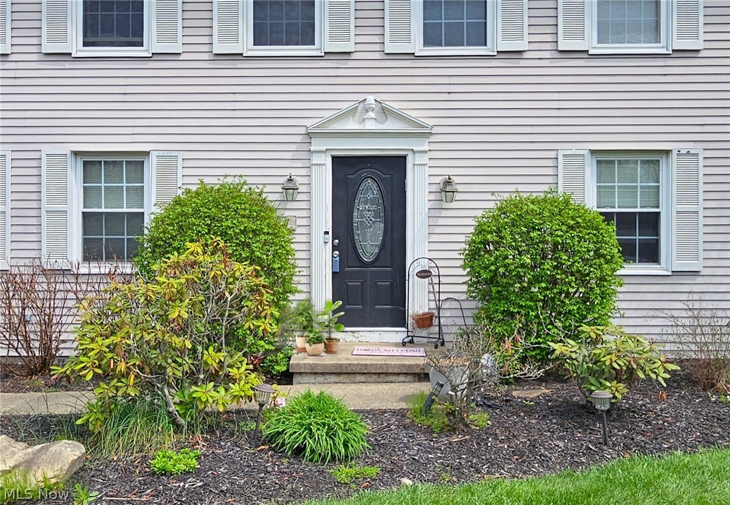 200 Briarbrook Court NE Howland OH 44484