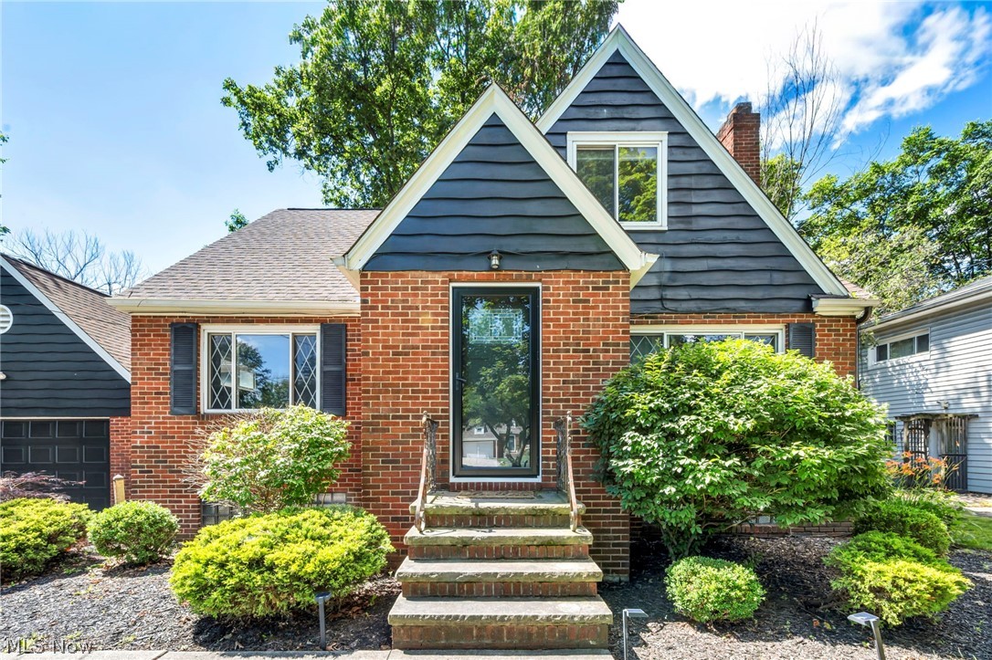 6524 E Pleasant Valley Road Independence OH 44131