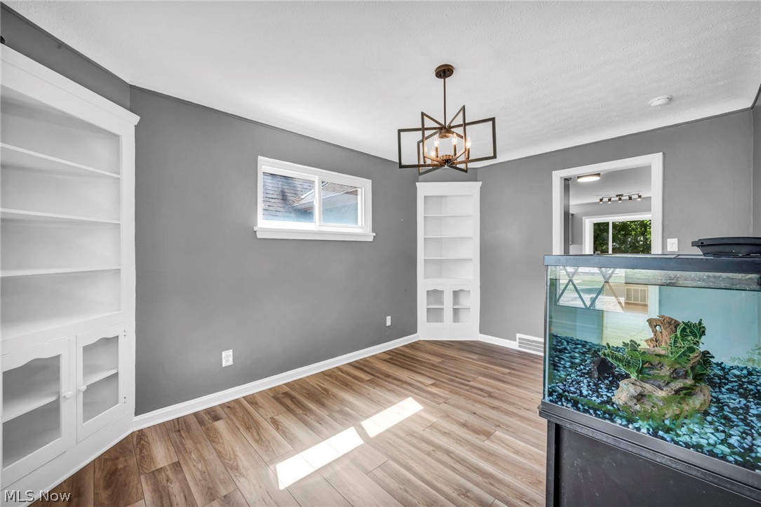 6524 E Pleasant Valley Road Independence OH 44131