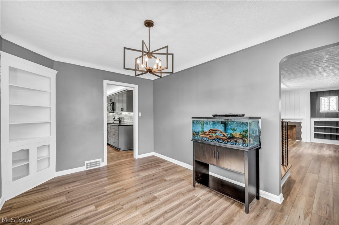 6524 E Pleasant Valley Road Independence OH 44131