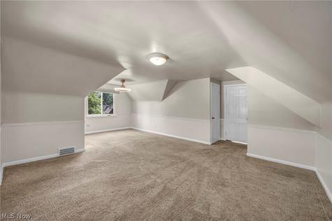 6524 E Pleasant Valley Road Independence OH 44131