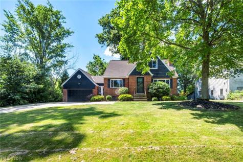 6524 E Pleasant Valley Road Independence OH 44131