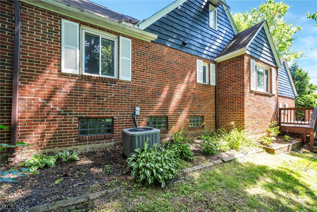 6524 E Pleasant Valley Road Independence OH 44131