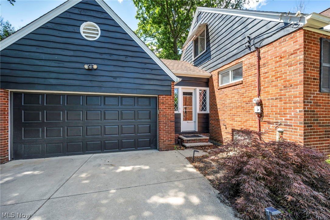 6524 E Pleasant Valley Road Independence OH 44131