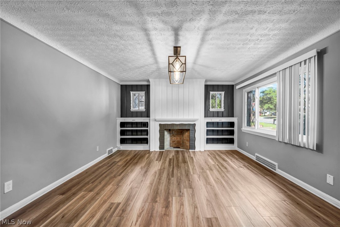 6524 E Pleasant Valley Road Independence OH 44131