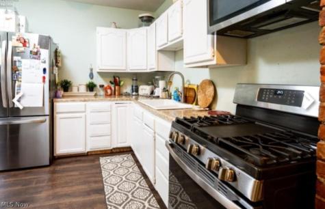 742 Lakeside Avenue Lorain OH 44052