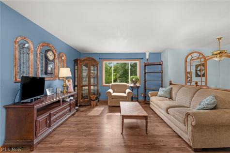 914 Stark Street Sheffield Lake OH 44054