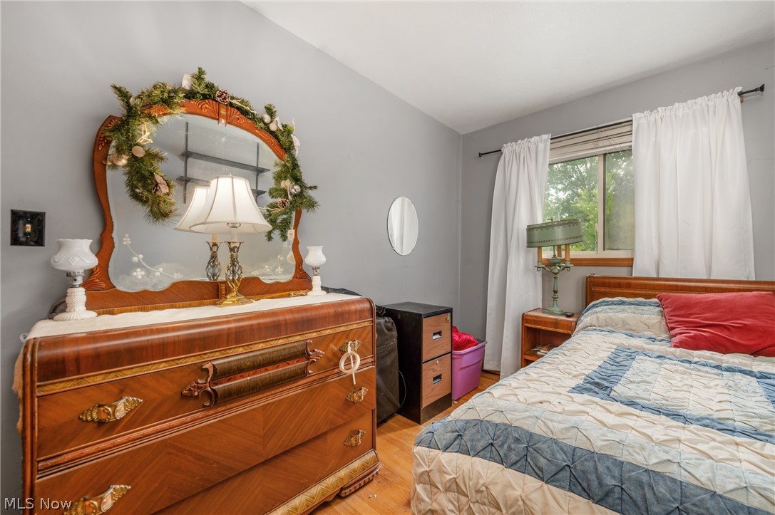 914 Stark Street Sheffield Lake OH 44054