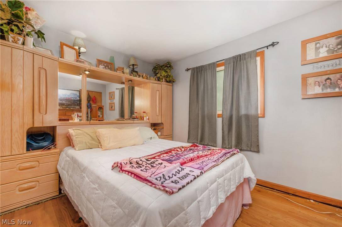 914 Stark Street Sheffield Lake OH 44054