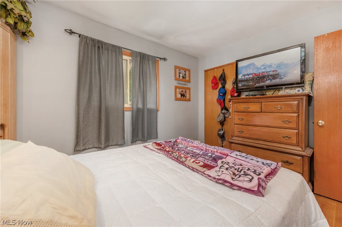 914 Stark Street Sheffield Lake OH 44054