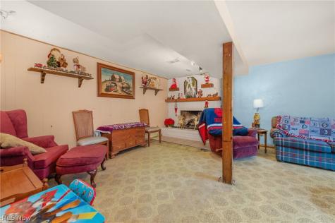 914 Stark Street Sheffield Lake OH 44054
