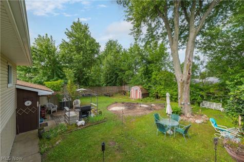 914 Stark Street Sheffield Lake OH 44054