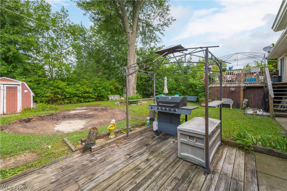 914 Stark Street Sheffield Lake OH 44054