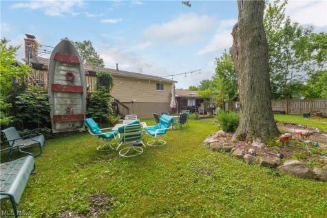 914 Stark Street Sheffield Lake OH 44054