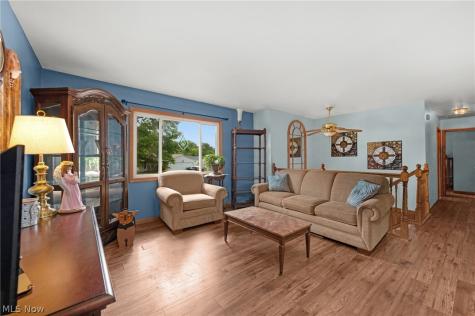 914 Stark Street Sheffield Lake OH 44054