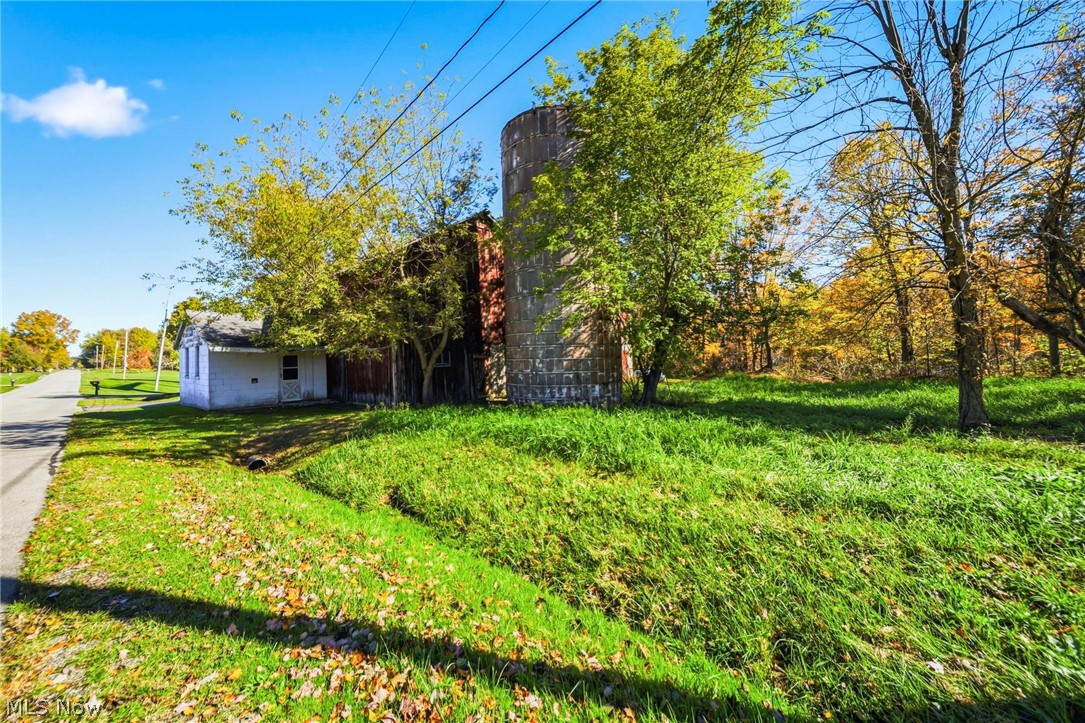 1076 Garrett Road Jefferson OH 44047