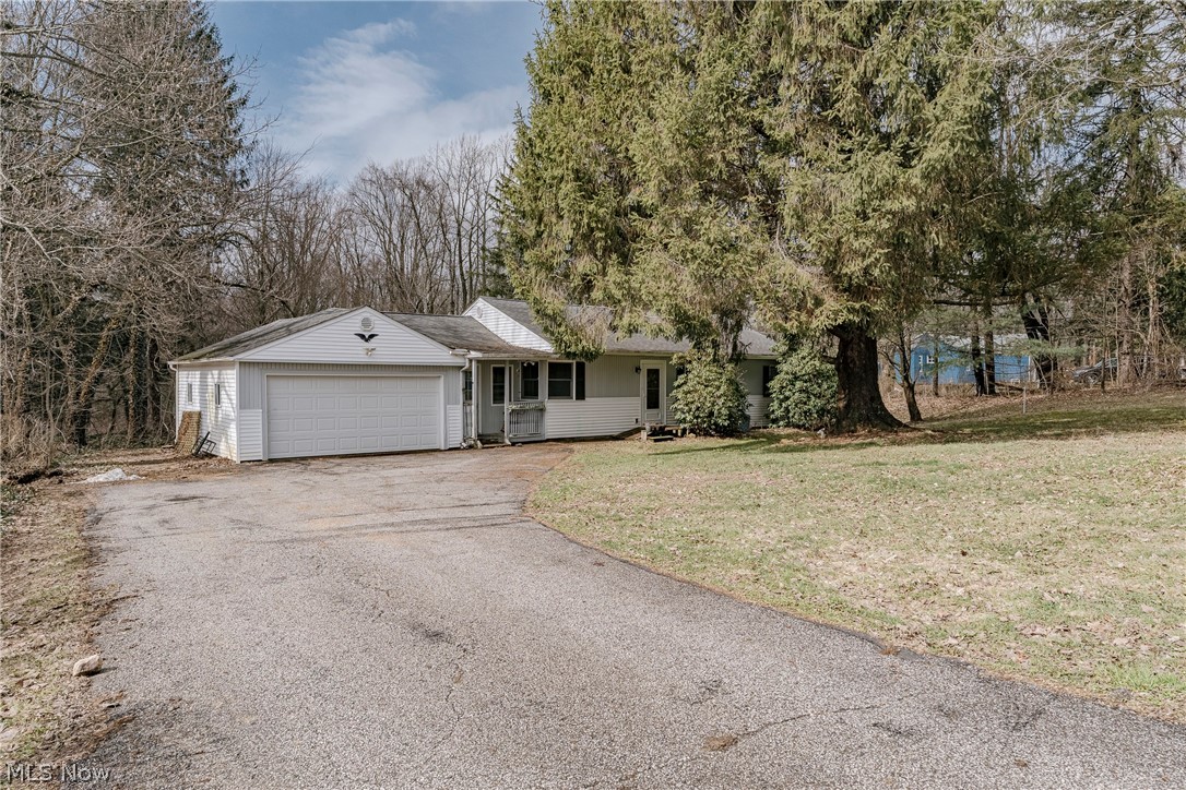 17446 Snyder Road Chagrin Falls OH 44023
