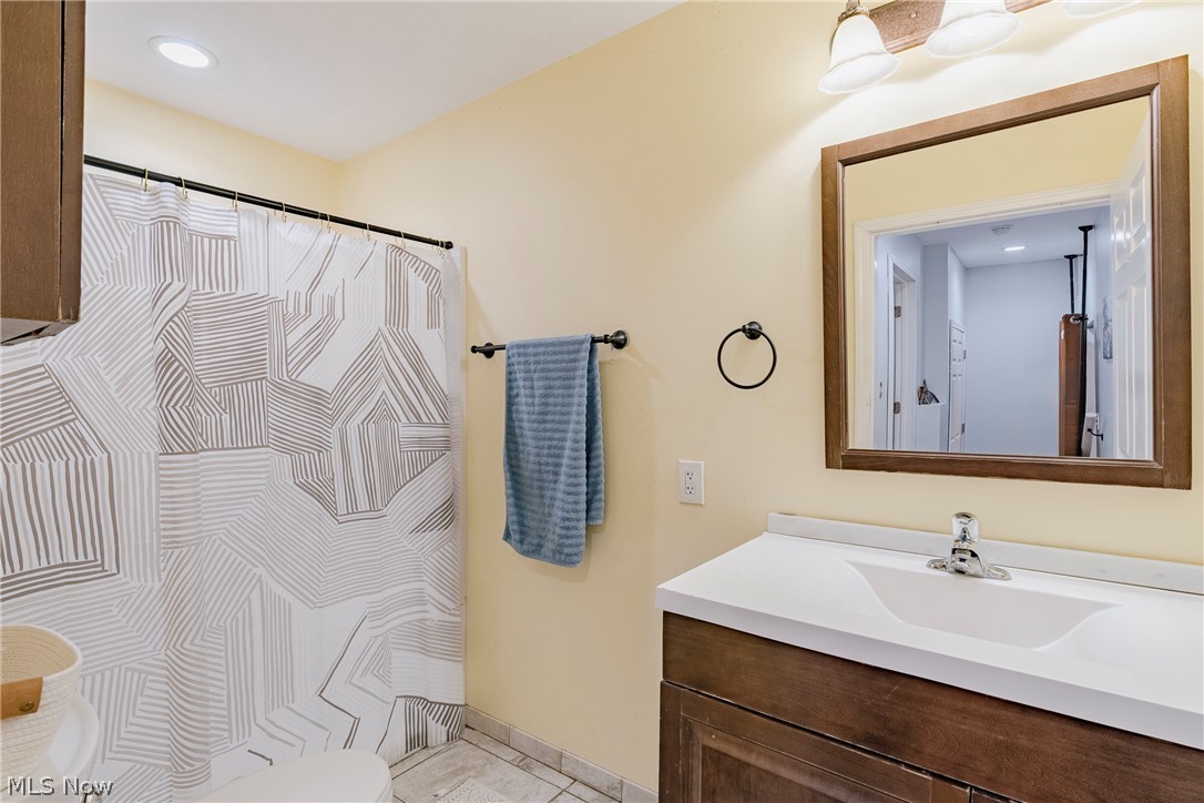 17446 Snyder Road Chagrin Falls OH 44023