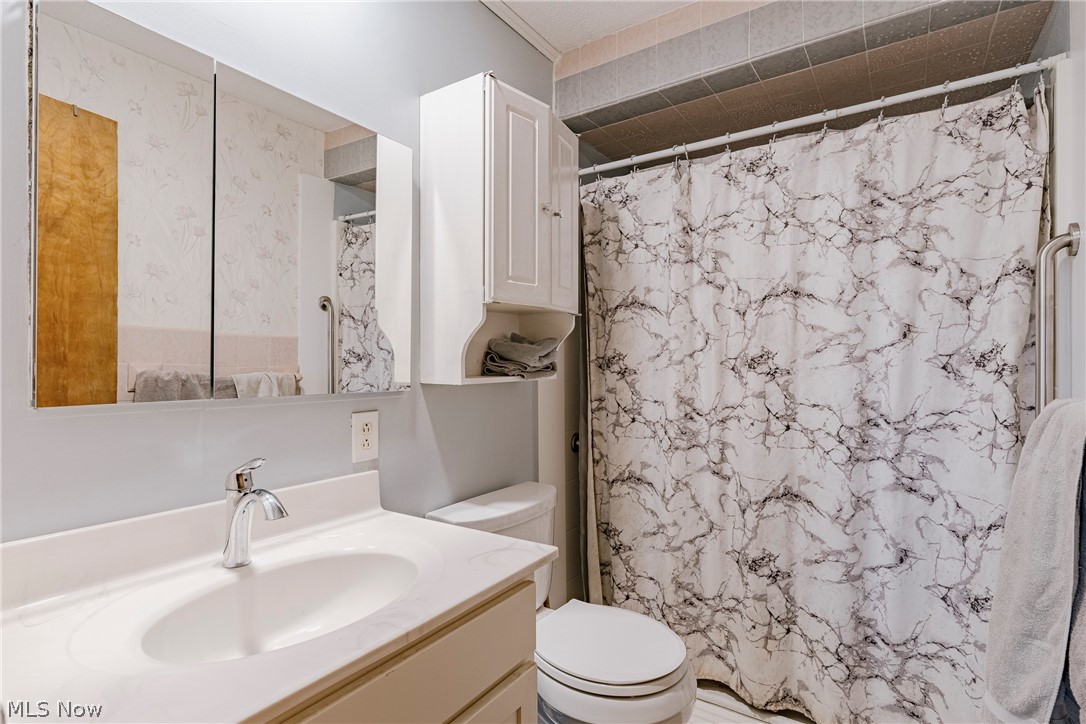 17446 Snyder Road Chagrin Falls OH 44023