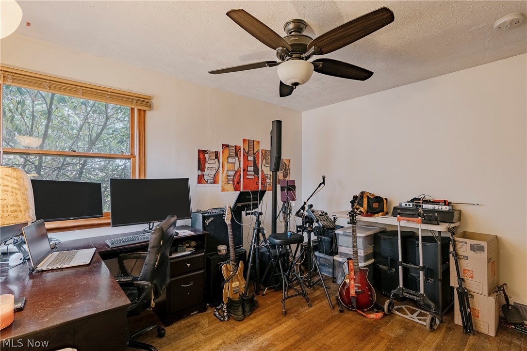 17446 Snyder Road Chagrin Falls OH 44023
