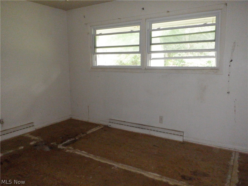 2091 Lee Boulevard East Cleveland OH 44112