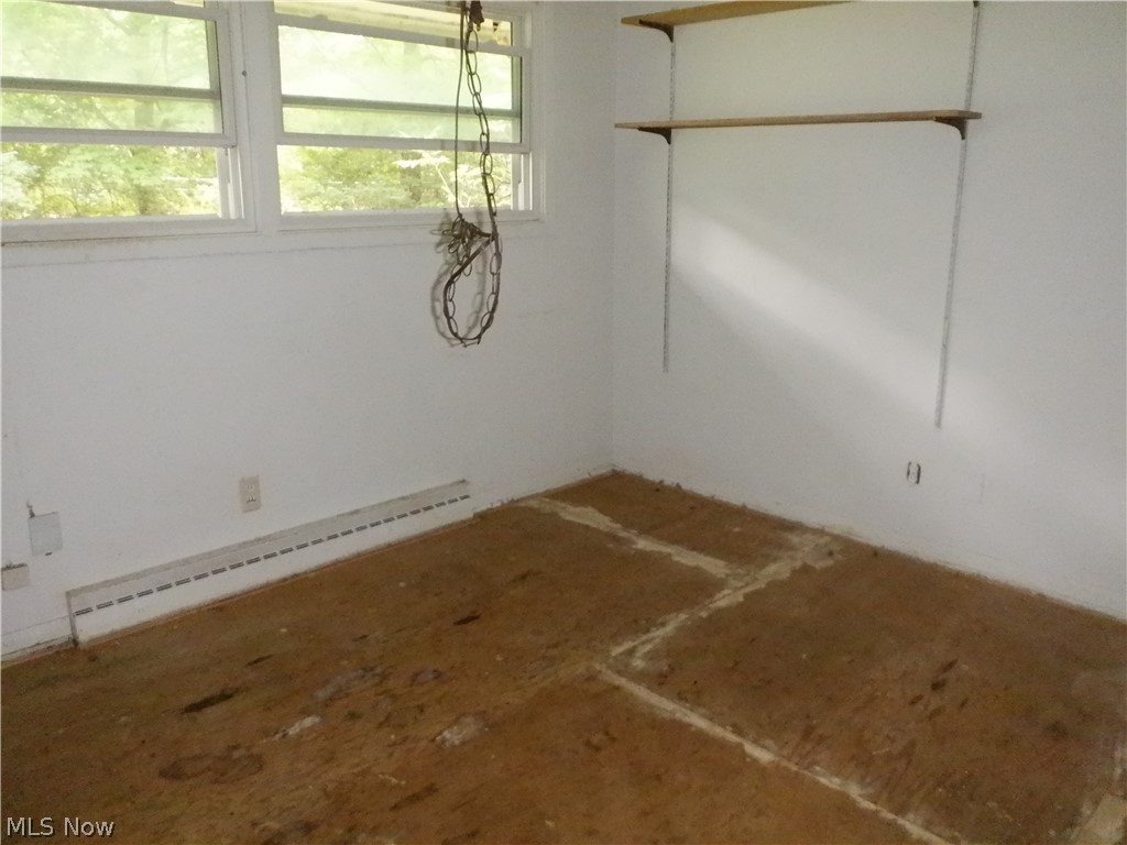 2091 Lee Boulevard East Cleveland OH 44112