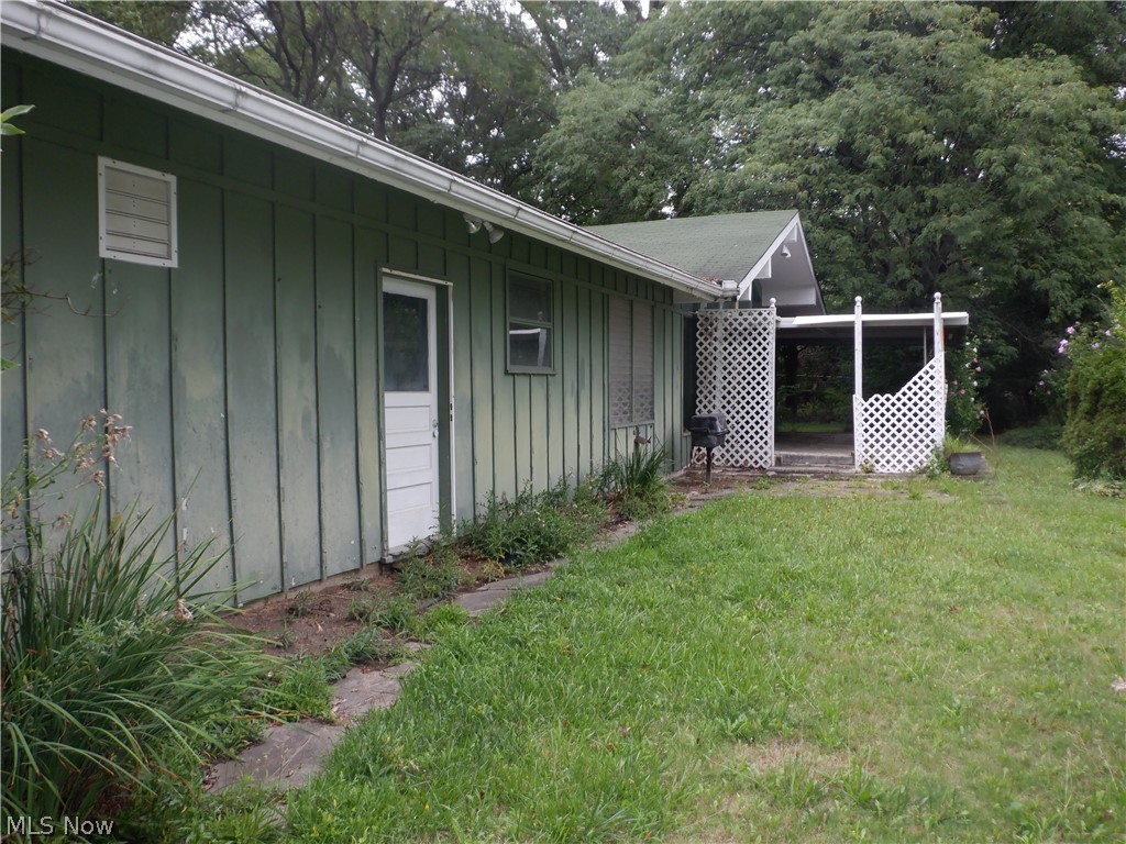 2091 Lee Boulevard East Cleveland OH 44112