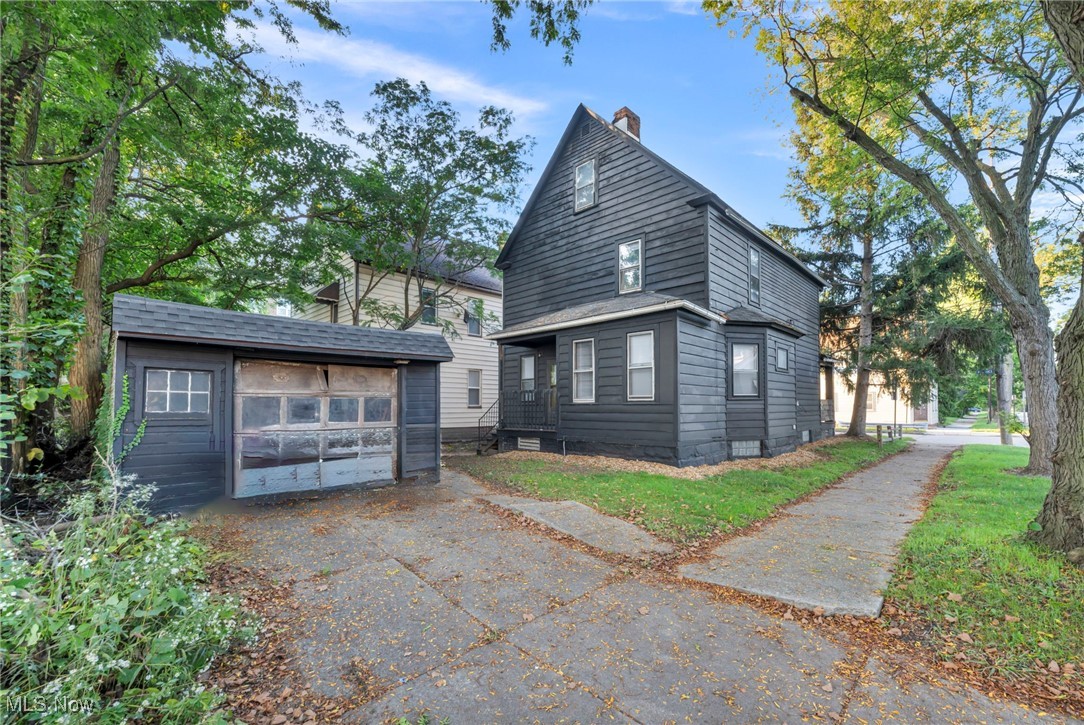6010 Maurice Avenue Cleveland OH 44127