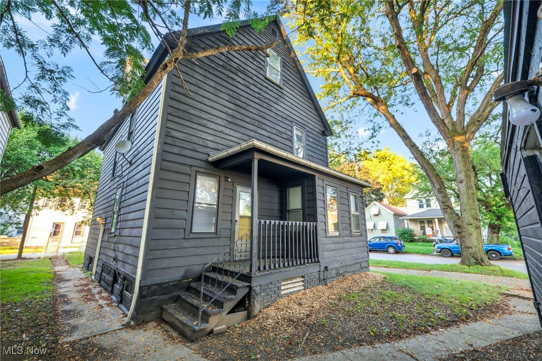6010 Maurice Avenue Cleveland OH 44127