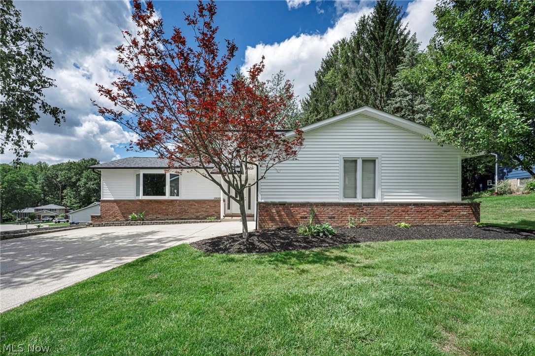 5660 Elm Hill Drive Solon OH 44139