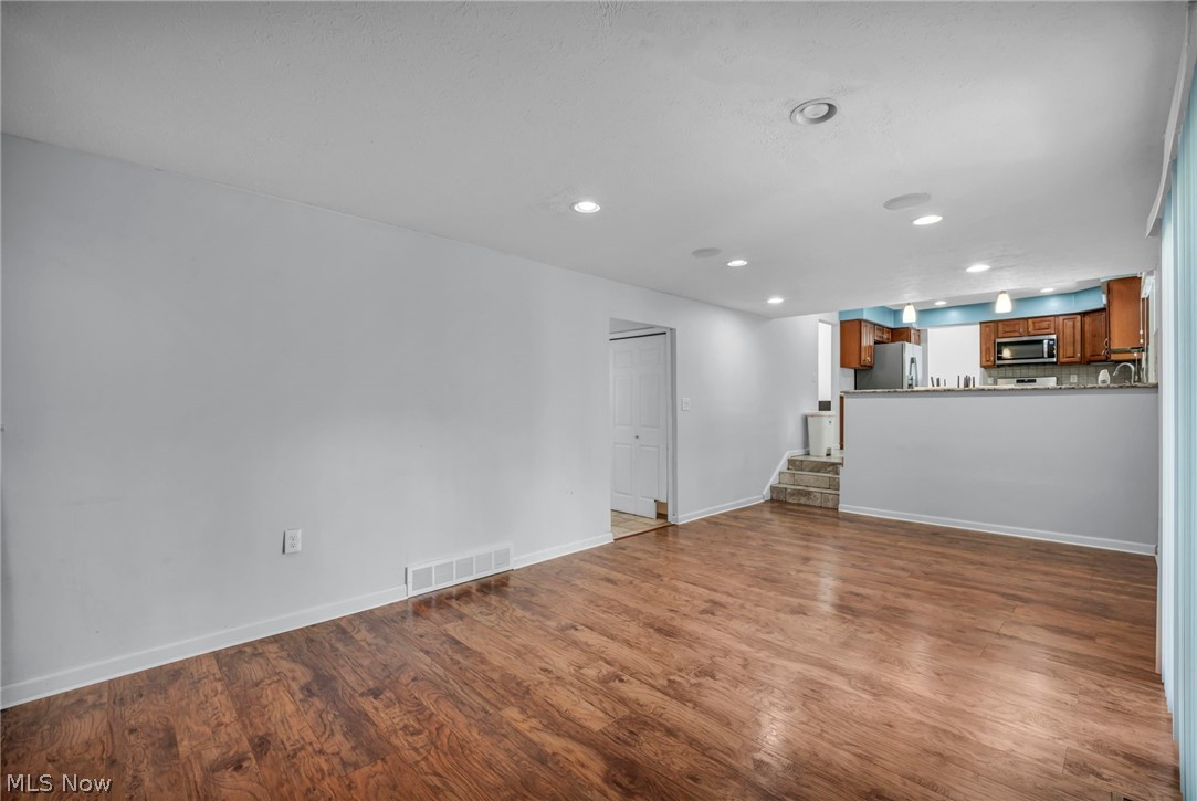 5660 Elm Hill Drive Solon OH 44139
