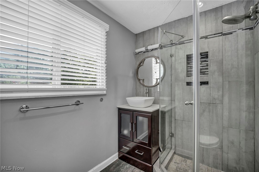 5660 Elm Hill Drive Solon OH 44139