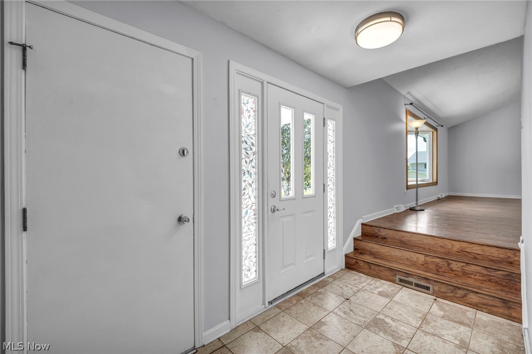 5660 Elm Hill Drive Solon OH 44139