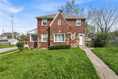 17303 Invermere Avenue Cleveland OH 44128